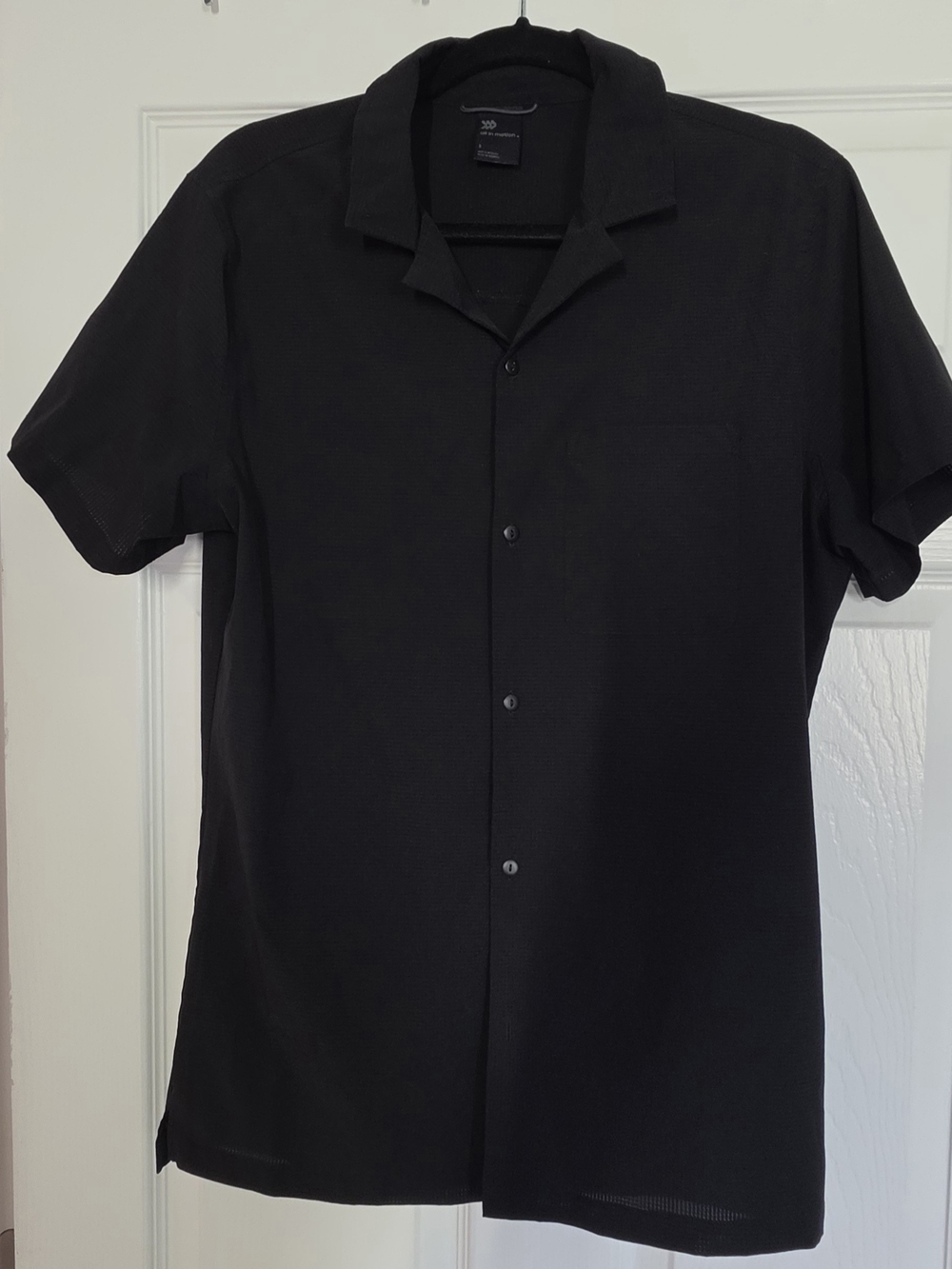 all in motion Black Short-Sleeve Button-Down Camp Shirt